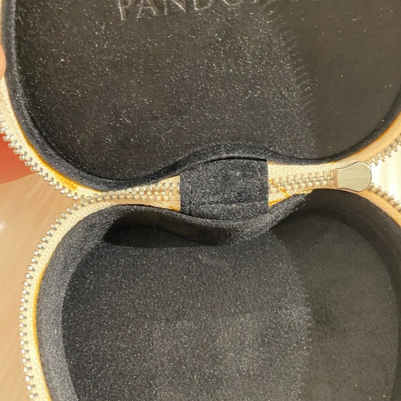 PANDORA PINK HEART BOX BRACELET STORAGE CASE - Picture 10 of 15